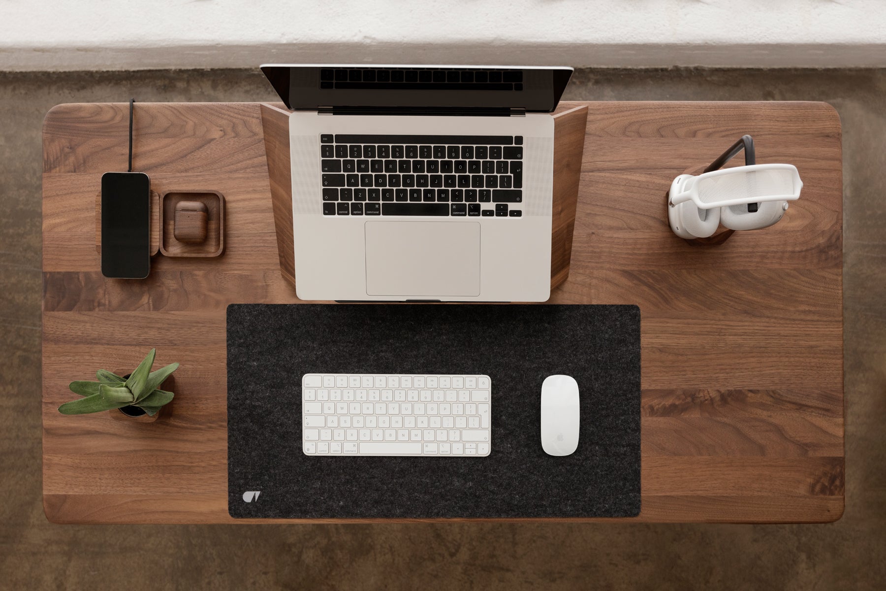 walnut oakywood classic desk complete setup | walnut,