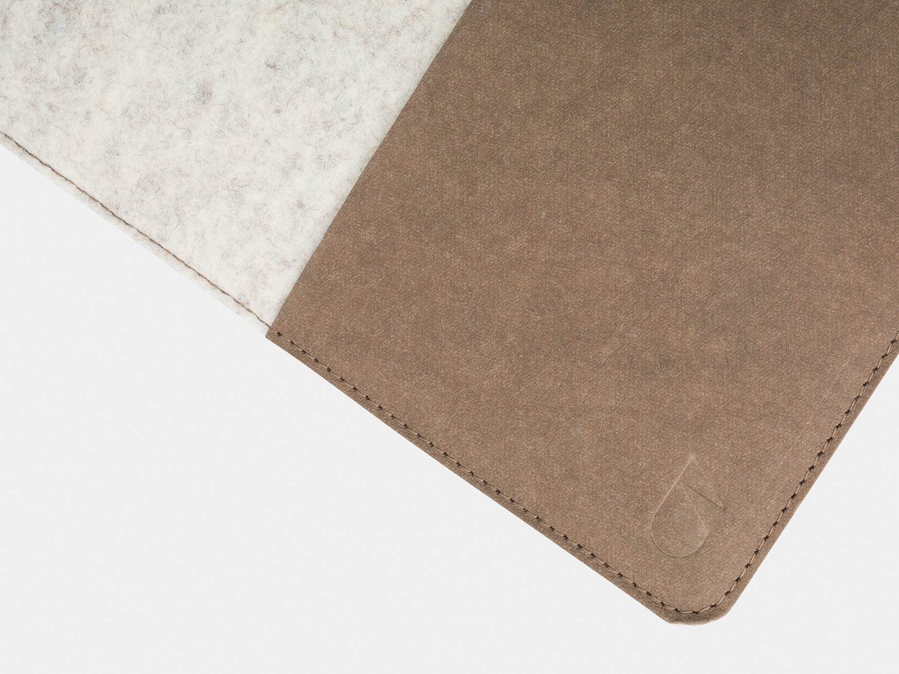 oakywood felt ipad case stone grey details | stone grey,
